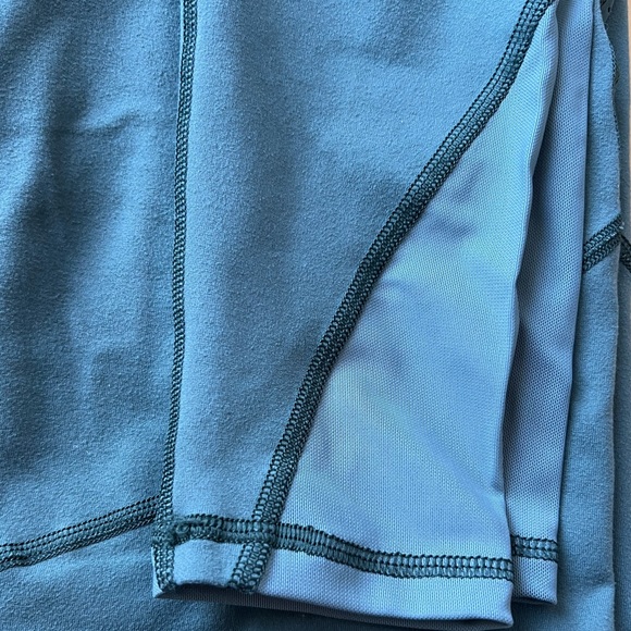 Aerie leggings, olive green with detailing on the legs - Picture 2 of 3